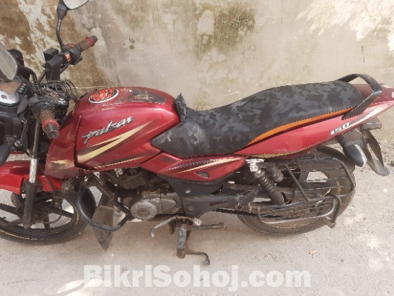 Pulsar 150
